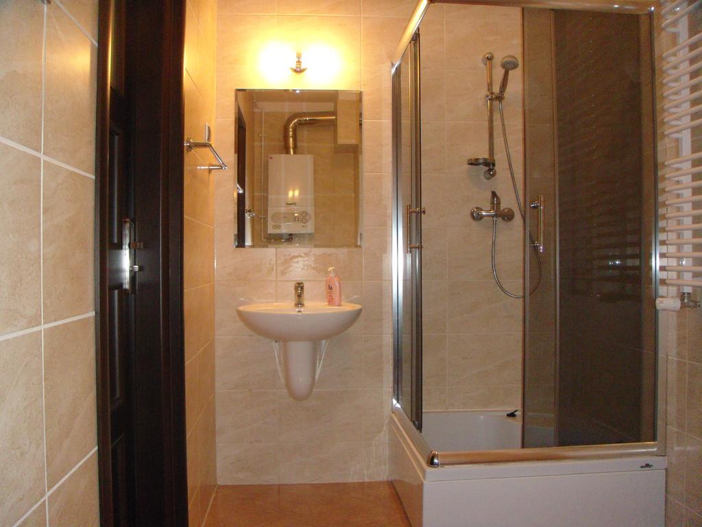 Apartament Grzes シクラルスカ・ポレンバ エクステリア 写真